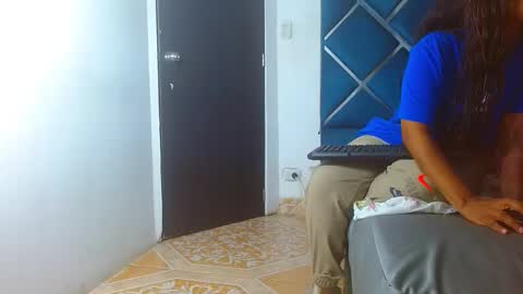 ESTRELLA online show from October 23, 9:55 am