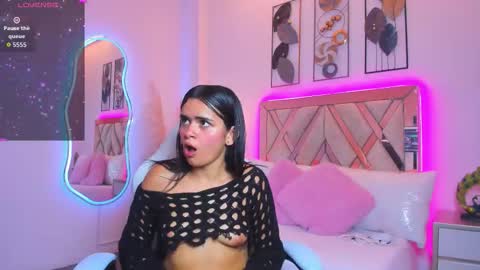 Estrella  online show from February 11, 5:39 pm