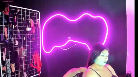 Cloe and Megan online show from November 13, 9:28 pm