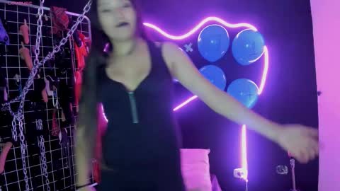 Cloe and Megan online show from September 30, 7:57 pm