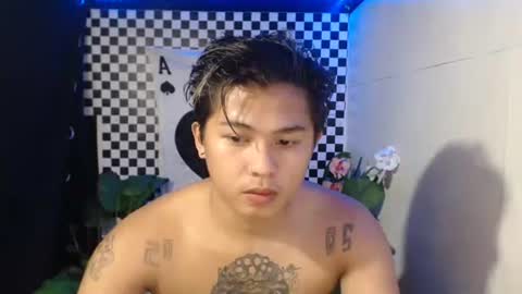 im esward tynn online show from October 23, 2:57 am