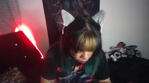 Snapshot of eta_carinae6 chatting on February 19, 1:51 am eta_carinae6 online show from February 19, 1:51 am