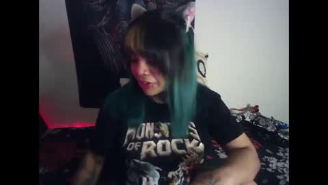 Snapshot of eta_carinae6 chatting on February 27, 2:25 am eta_carinae6 online show from February 27, 2:25 am