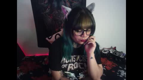 Snapshot of eta_carinae6 chatting on February 27, 6:02 am eta_carinae6 online show from February 27, 6:02 am