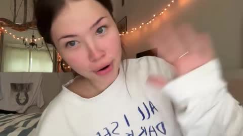 nika 3 online show from September 14, 1:56 pm