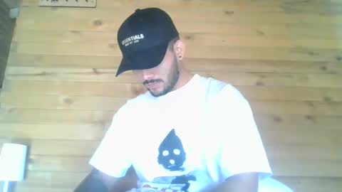 Snapshot of etha_bossx chatting on February 6, 2:58 pm ethanjobs online show from February 6, 2:58 pm