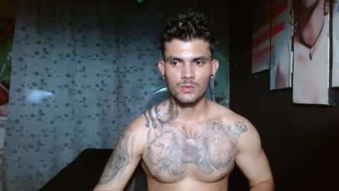 Snapshot of etha_bossx chatting on January 8, 6:31 pm ethanjobs online show from January 8, 6:31 pm