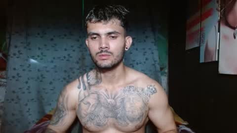Snapshot of etha_bossx chatting on December 13, 2:38 pm ethanjobs online show from December 13, 2:38 pm