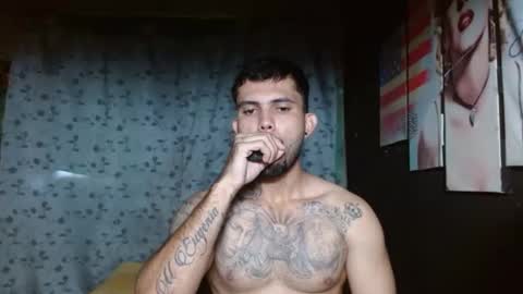 Snapshot of etha_bossx chatting on February 17, 3:11 pm ethanjobs online show from February 17, 3:11 pm