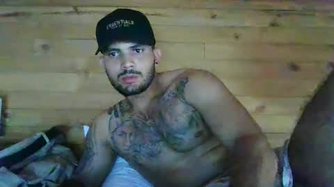 Snapshot of etha_bossx chatting on February 1, 6:08 pm ethanjobs online show from February 1, 6:08 pm