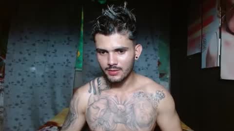 Snapshot of etha_bossx chatting on December 15, 3:20 pm ethanjobs online show from December 15, 3:20 pm