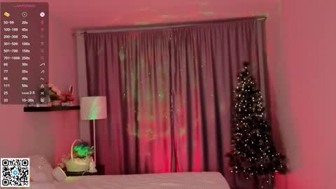 Elsa online show from December 13, 7:42 pm