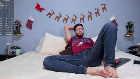 Snapshot of ethan_adam chatting on December 23, 10:01 pm ADAM TAYLOR ETHAN CAMBAL INDEPENDENT MODELS online show from December 23, 10:01 pm