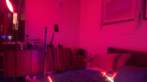 Bustedpussy online show from October 22, 10:51 am