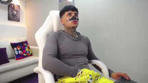 Ethan Cartier online show from December 18, 3:47 am