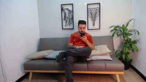 ethan_greys online show from December 17, 4:08 am