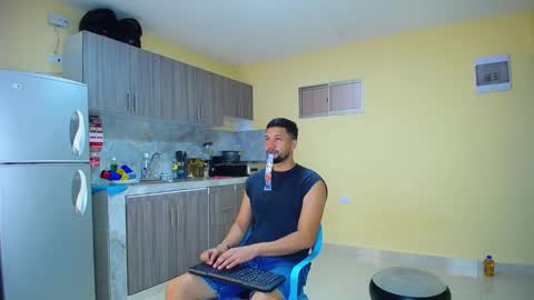 Jose online show from December 15, 12:34 pm