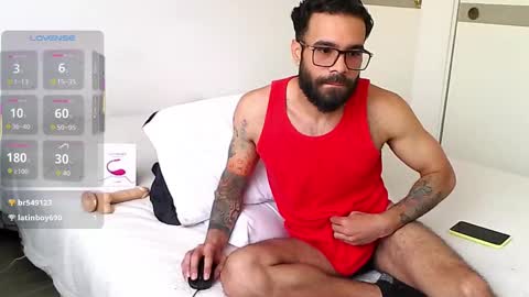 Ethan online show from October 1, 4:39 pm
