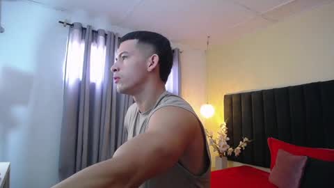 ETHAN RODGERS online show from September 23, 8:15 pm