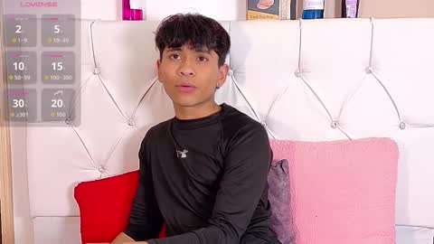 Ethan online show from November 26, 10:28 pm