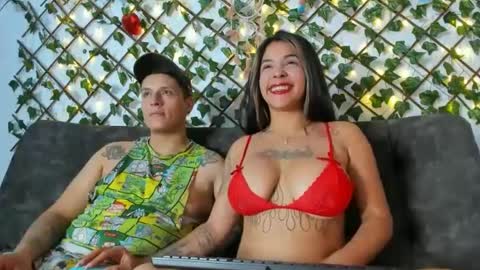 Snapshot of ethanandbrianna chatting on December 14, 11:56 pm ethanandbrianna online show from December 14, 11:56 pm