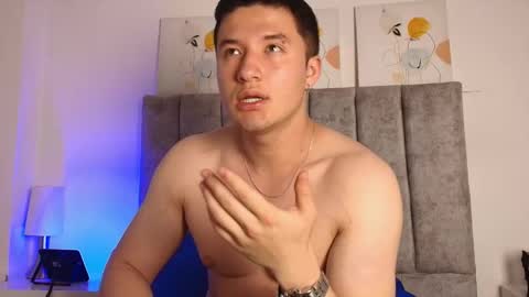 ethanconnor_ online show from November 22, 11:35 pm