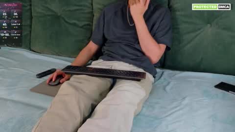 Ethan online show from January 11, 6:25 pm