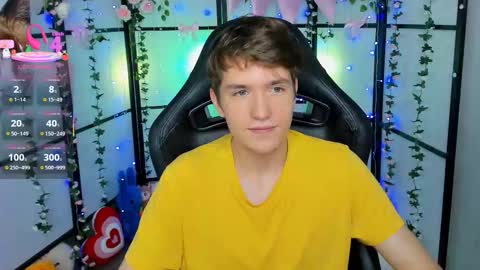 Ethan online show from September 12, 6:04 am