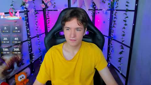 Ethan online show from September 21, 6:06 am