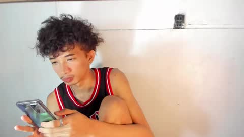 Ethan online show from April 22, 5:31 pm