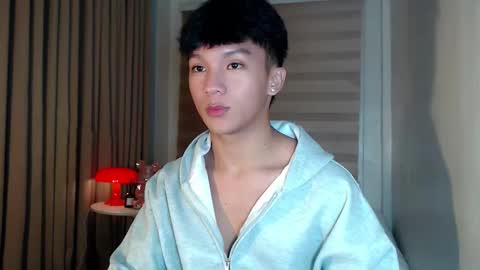 Rey online show from February 10, 2:53 pm