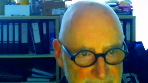 Snapshot of etonne chatting on December 6, 12:11 pm etonne online show from December 6, 12:11 pm
