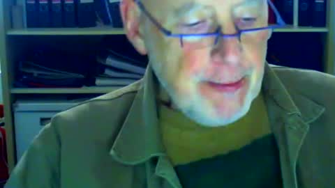 Snapshot of etonne chatting on December 2, 10:03 am etonne online show from December 2, 10:03 am