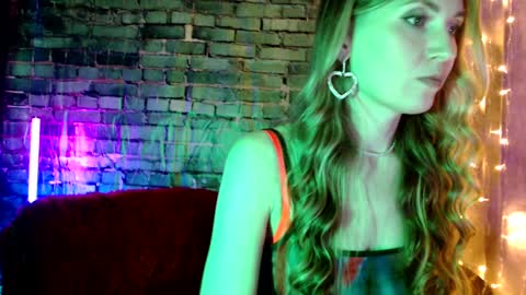 Liana online show from January 17, 4:57 pm