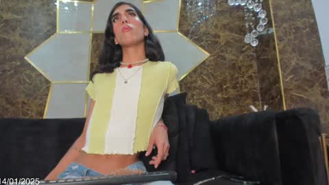 EVA COLUCCY online show from January 14, 4:29 pm