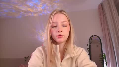 Eva Davis online show from January 9, 2:50 am