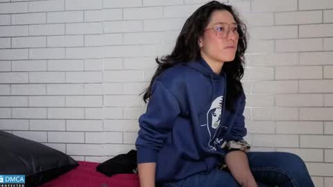 eva delight online show from April 8, 12:08 pm