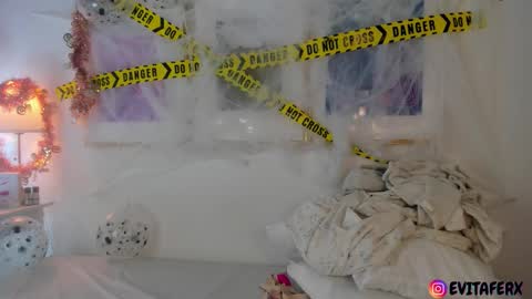 Evaa Depp online show from October 30, 5:24 pm