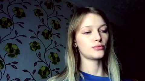 Evvie online show from June 29, 2:06 pm