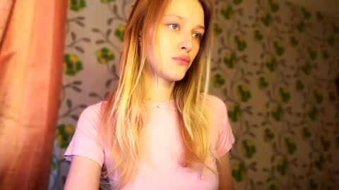 Evvie online show from March 23, 9:36 am