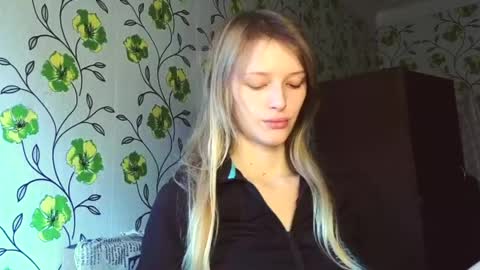 Evvie online show from June 5, 6:52 am