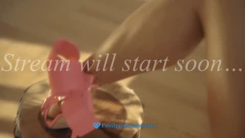 Eva online show from December 19, 7:53 pm