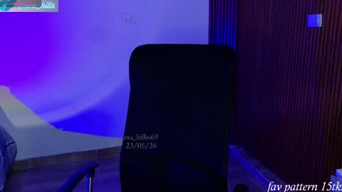 Eva  online show from May 29, 2:48 pm