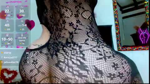 Snapshot of eva_hoot1 chatting on March 10, 4:46 pm EVA online show from March 10, 4:46 pm