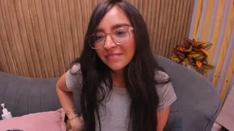 Angelinne online show from January 24, 9:28 am