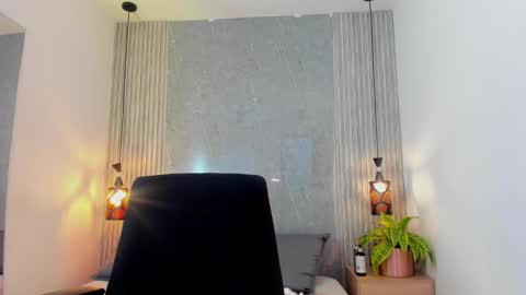 eva online show from March 27, 4:29 am