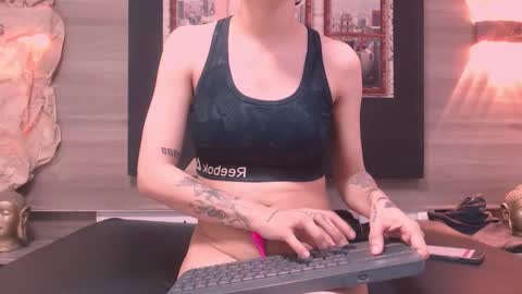 Eva cute online show from October 27, 7:25 pm