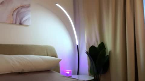Snapshot of eva_natsumi chatting on March 8, 12:41 pm Eva online show from March 8, 12:41 pm