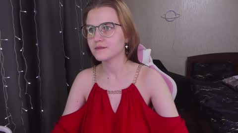 Eva online show from March 9, 3:49 pm