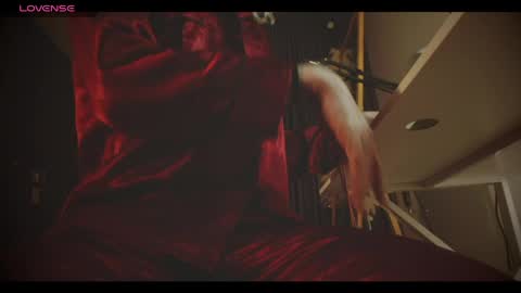 Eva online show from April 4, 7:54 pm